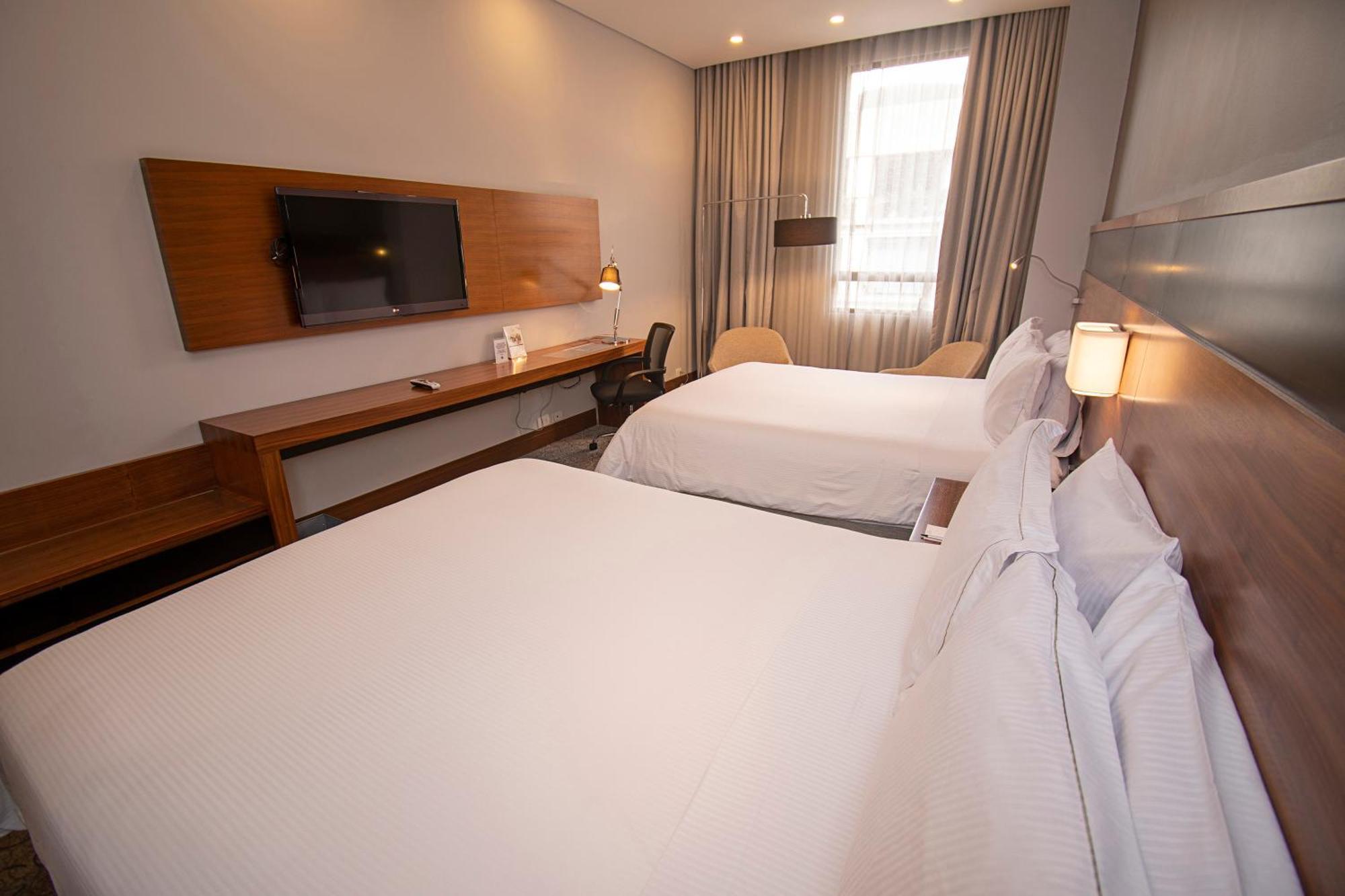 Doubletree By Hilton Bogota Parque 93 Hotel Buitenkant foto