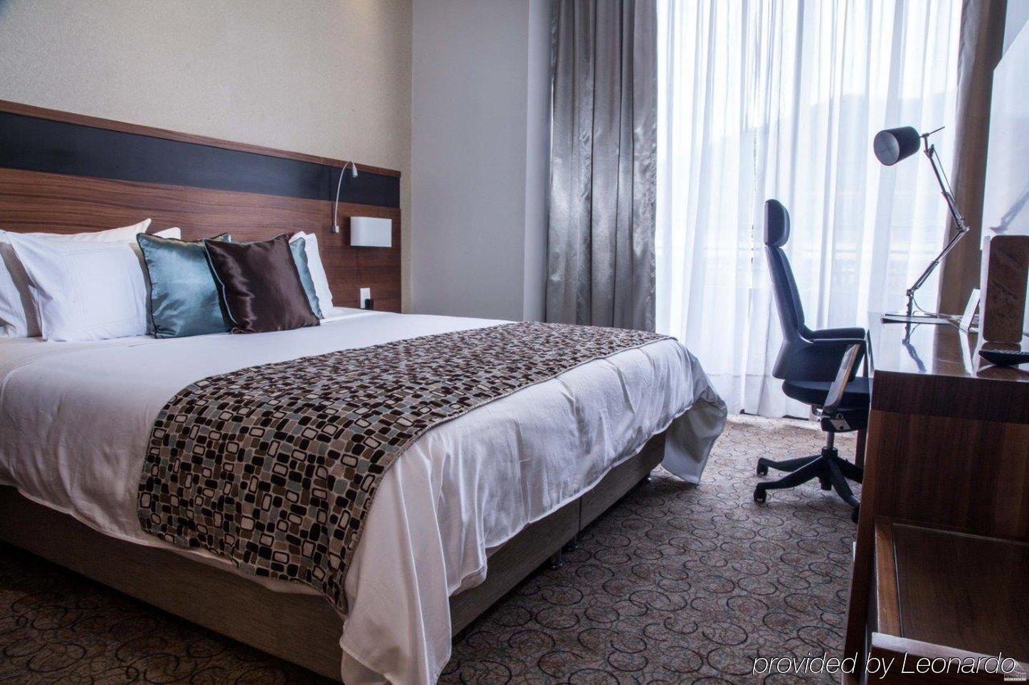 Doubletree By Hilton Bogota Parque 93 Hotel Buitenkant foto